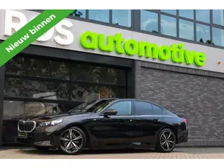 BMW 5 Serie 530e M-SPORT | BTW | PANO | STOELKOELING | MEMORY | H/K | STUURVERW | KEYLESS |