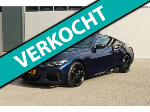 BMW 4-serie Coupé M440i xDrive Schuifdak Harman Kardon Laser