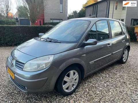 Renault Scénic 2.0-16V Privilège Luxe pano