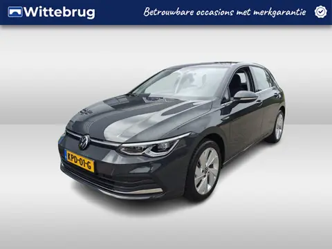 Volkswagen Golf 1.5 TSI Style Business / 17"LMV / APP.Connect / Elektr. Bestuurdersstoel