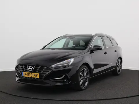Hyundai i30 Wagon 1.5 T-GDi MHEV Premium/ trekhaak/ lage km/ zeer mooi!