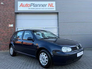 Volkswagen Golf IV 1.6! 5-Drs! Automaat! Airco! Lage kmstand!