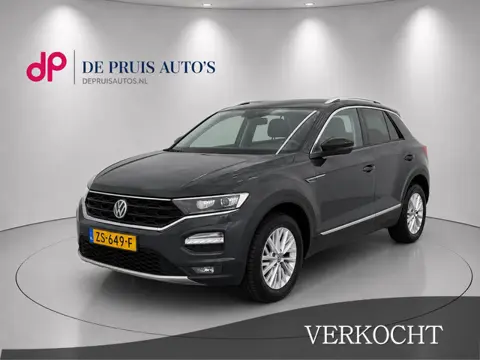 Volkswagen T-Roc 1.5 TSI Style Business Trekhaak ACC Virtualcockpit Climatecontrol Navigatie App-con