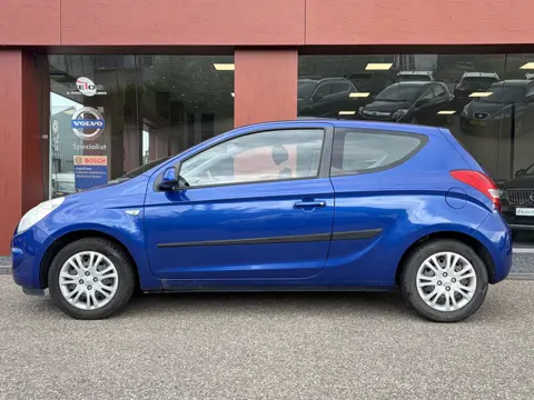 Hyundai i20 1.4i DynamicVersion AUTOMAAT (bj 2010)
