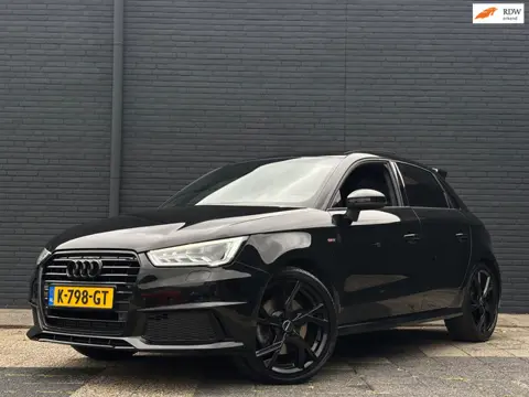 Audi A1 Sportback 1.8 TFSI | 3x S-Line | Pano | Matrix | Stoelverwarming