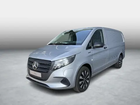 Mercedes-Benz eVito eVito 112 L2 60 kWh | Stoelverwarming | Cruise Control | Smartphone Installatie