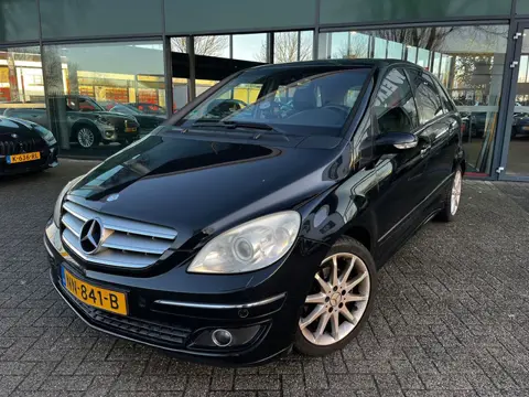 Mercedes-Benz B-klasse 200 Turbo (Automaat, Stoelverwarming, Trekhaak)