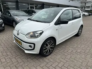 Volkswagen up! 1.0 groove up! BlueMotion Panodak Lmv Nap