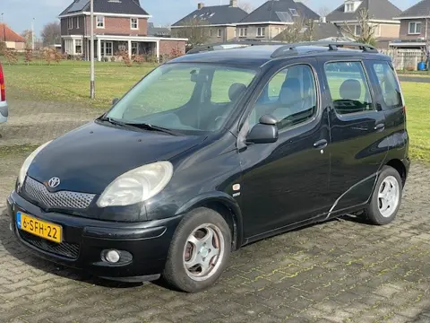 TOYOTA YARIS VERSO 1.3 Automaat