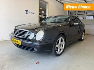 MERCEDES-BENZ CLK-KLASSE 200 K. Elegance AUT LEER CLIMA PDC AMG-PAKKET KOMPRESSOR NIET GOED