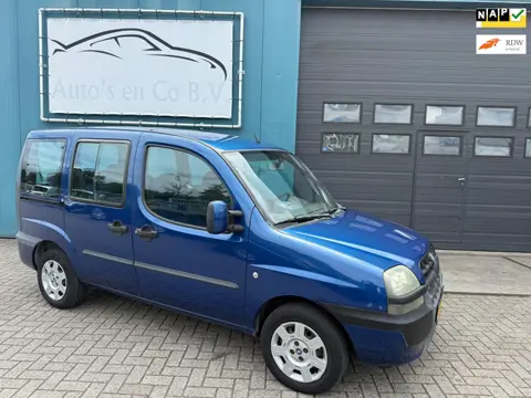 Fiat Doblò 1.6-16V Dynamic Plus 7-persoons Airco 2 schuifdeuren Inruilkoopje zo mee.