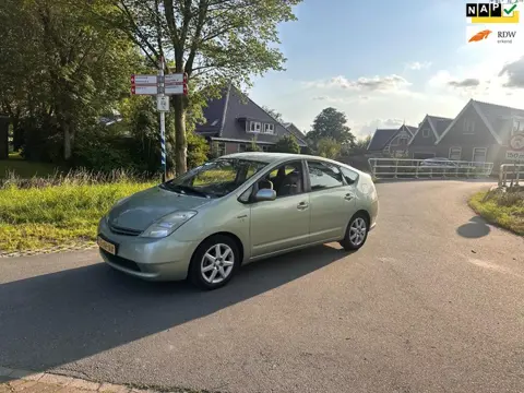 Toyota Prius 1.5 VVT-i Comfort