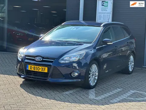 Ford Focus Wagon 1.0 EcoBoost Titanium/PDC/AIRCO/TREKHAAK/NETTE STAAT!!