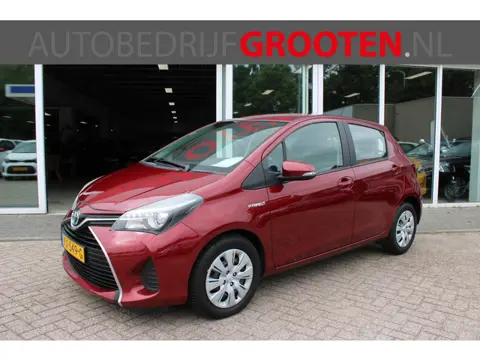 Toyota Yaris 1.5 Hybrid (bj 2016, automaat)