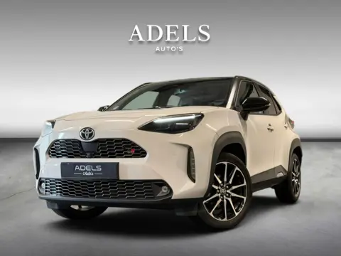 Toyota Yaris Cross 1.5 Hybrid GR Sport Panodak HUD Camera ACC Dealer Onderhouden Fabrieksgarantie