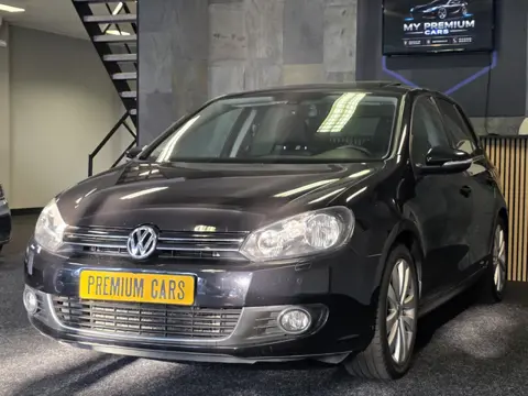 Volkswagen GOLF 1.4 TSI Highline Schuifdak / PDC / Carplay - Android