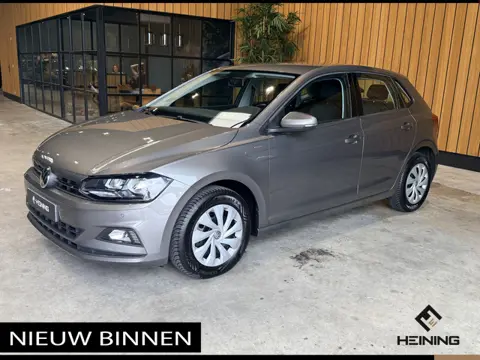 Volkswagen Polo 1.0 TSI Comfortline. Navi. Apple-carplay. DAB. 72600 km met NAP
