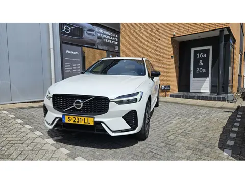 Volvo XC60 2.0 T6 Plug-in hybrid AWD Plus Dark