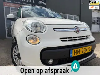 Fiat 500 L Living 1.4 T-Jet Lounge met parkeersensoren en navigatie en bluetooth telefoon / media en