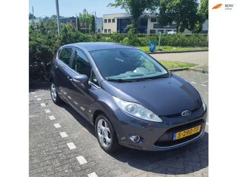 Ford Fiesta 1.4 Ghia 5drs Airco