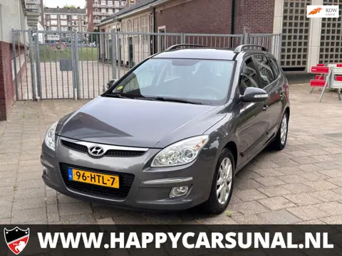 Hyundai I30 CW 1.6i Style, AUTOMAAT, AIRCO, NAP, Nieuwe APK