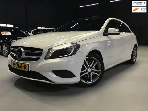 Mercedes-Benz A-klasse 200 Prestige I Pano I Leder I Camera I Led I Automaat I Navi I Stoelverw I Cr