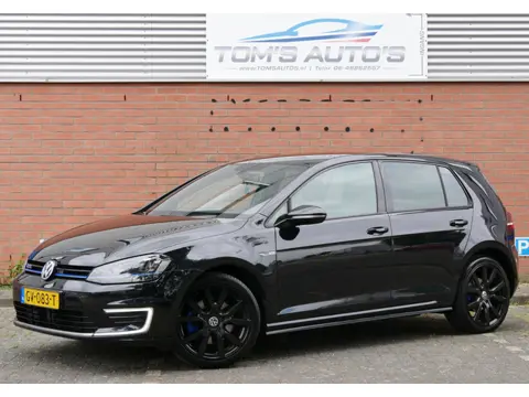 Volkswagen Golf 1.4 TSI GTE. leder. cruise. volledig onderhouden.
