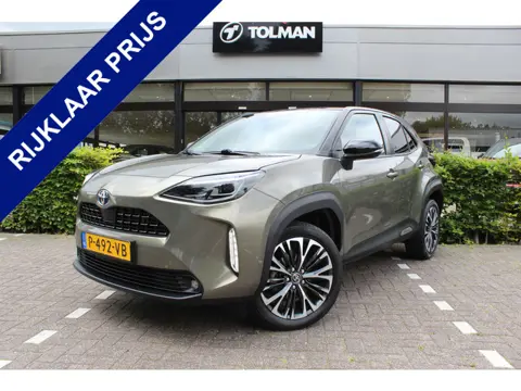 Toyota Yaris Cross 1.5 Hybrid Executive Bi-tone | Rijklaar | Panorama | Blind Spot | Head Up | JBL |