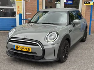 Mini 5-Deurs 1.5 One Business Edition | 5-deurs | Automaat | org. NL + NAP | Apple CarPlay | Parkeer