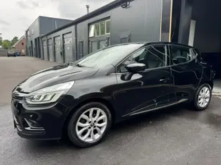 Renault Clio 0.9 TCe Intens Xenon Half Leer (bj 2019)