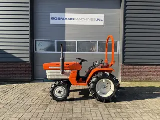 Kubota B1500 4WD minitractor met rolbeugel NIEUWSTAAT