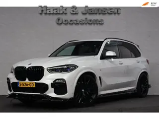 BMW X5 XDrive40i High Executive M-Sport Softclose Luchtvering Panoramadak Skylounge Keyless Massage 