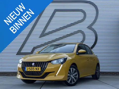 Peugeot 208 1.2 PureTech Active Carplay|Clima|Cruise|Trekhaak|Goed Onderhouden|Nieuwe APK bij Afleve