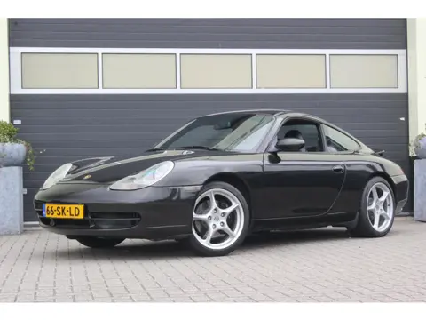 Porsche 911 3.4 Coupé Carrera | 18 Inch breedset |