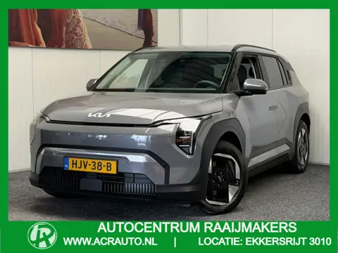 Kia EV3 Plus 81.4 kWh Long range STUUR EN STOEL VERWARMING ACHTERUITRIJCAMERA APPLE CAR PLAY ZEER MO