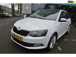 Skoda Fabia Combi 1.2 TSI Ambition Businessline Pro Pano Lmv Navi