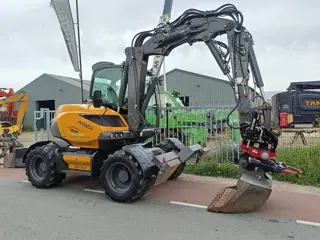 Mecalac 9 MWR + rototilt R3 + buckets/forks excavator 8Ton