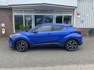 Toyota C-HR 1.8 Hybrid Business Intro / Stoelverwarming / Navigatie