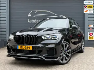BMW X5 M50i High Executive | B&W| Pano | Laser | M-stoelen