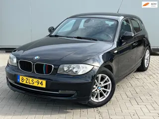 BMW 1-serie 116i Business Line Style 5 DEURS APK NIEUW DEALER ONDERHOUDEN AIRCO IJSKOUD ZEER NETJES