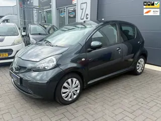 Toyota Aygo 1.0 AIRCO | NAVI | ELEKTR PAKKET | APK | NAP |