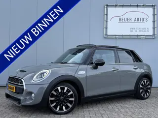 MINI 5-deurs 2.0 Cooper S Chili Serious Business Automaat Schuifdak.