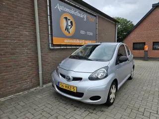 Toyota Aygo 1.0-12V Access (bj 2009)