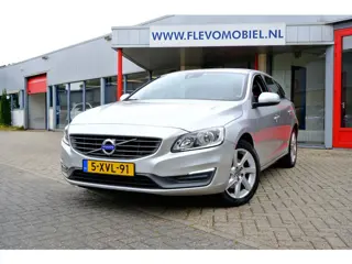Volvo V60 1.6 T3 150pk Momentum Aut. Navi|Clima|LMV