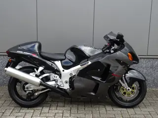 Suzuki GSX 1300 R HAYABUSA (bj 2000)