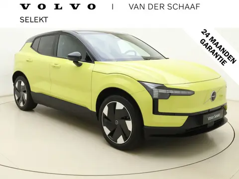 Volvo EX30 Extended Range Plus 69 kWh / Stoel/- en stuurverwarming / Harman & Kardon audio / Elektri