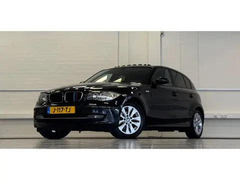 BMW 1-serie 116i Corporate Schuif/kanteldak Clima Goed onderhouden Mooi!