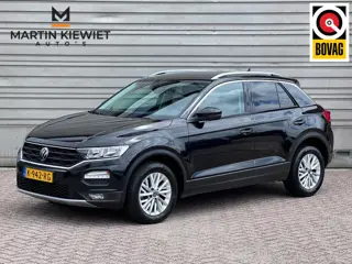 Volkswagen T-Roc 1.5 TSI Style Business 150pk|Trekhaak|Navigatie|Adaptive Cruise|Climate Control|PDC