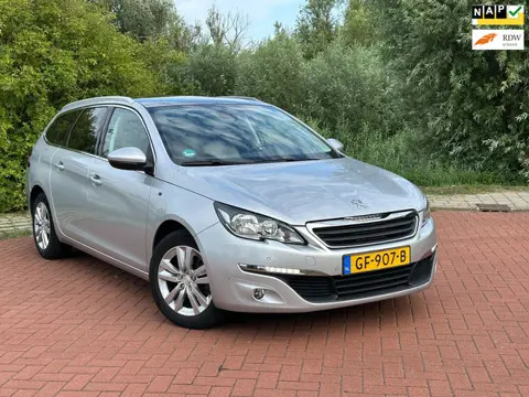 Peugeot 308 SW 1.2 PureTech Style Pack Pano/Nap/Navi/Cam/Clima