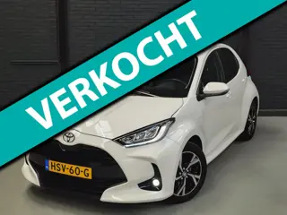 Toyota Yaris 1.5 Hybrid (115 pk) Dynamic automaat - groot navigatie - camera - keyless